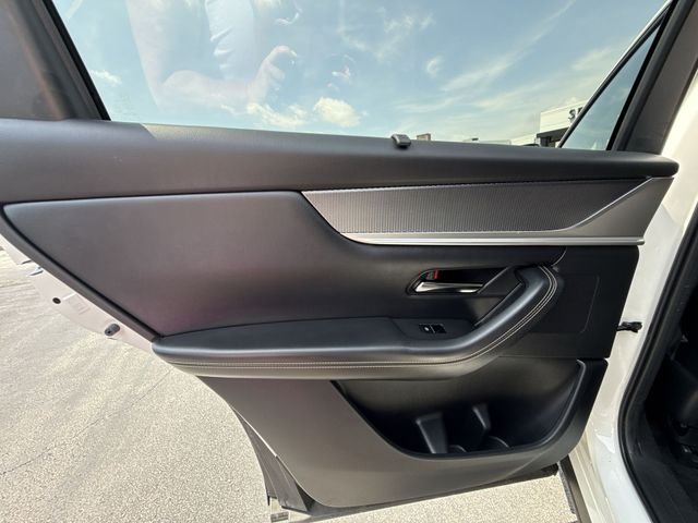 Used 2024 White Mazda Preferred image 23