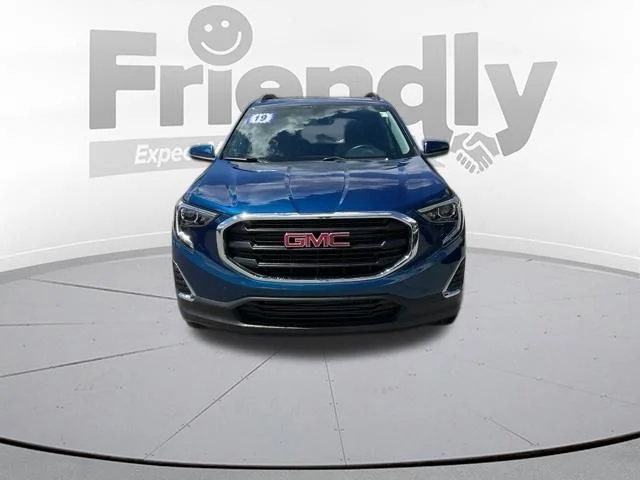 Used 2019 Blue Emerald Metallic GMC  image 15
