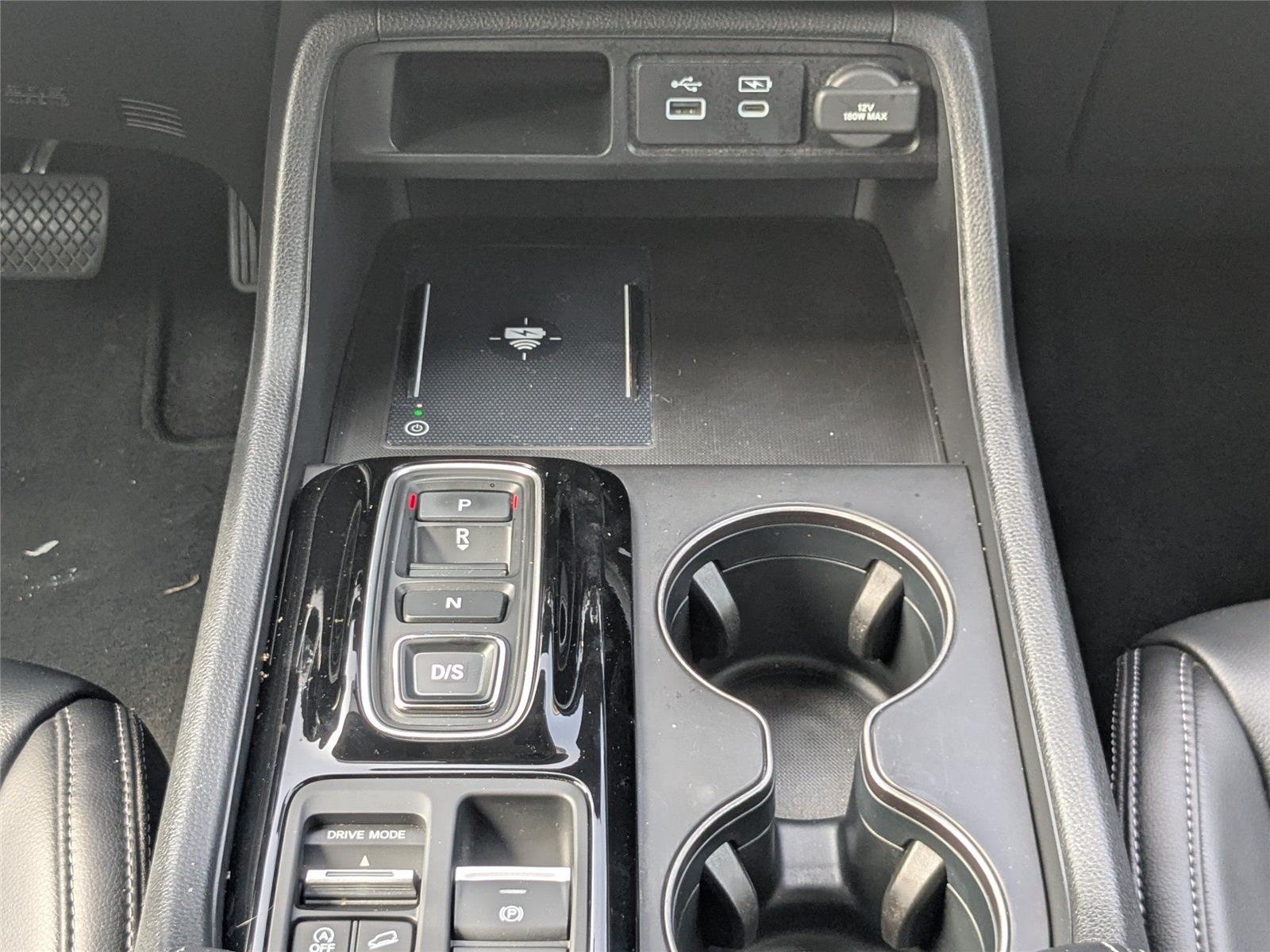 Used 2023 Platinum White Pearl Honda EX-L 7 Passenger image 18