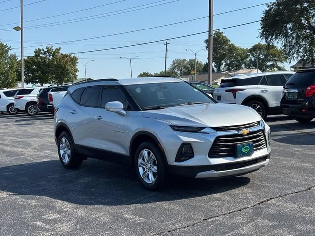 Used 2021 SILVER ICE METALLIC Chevrolet LT image 7