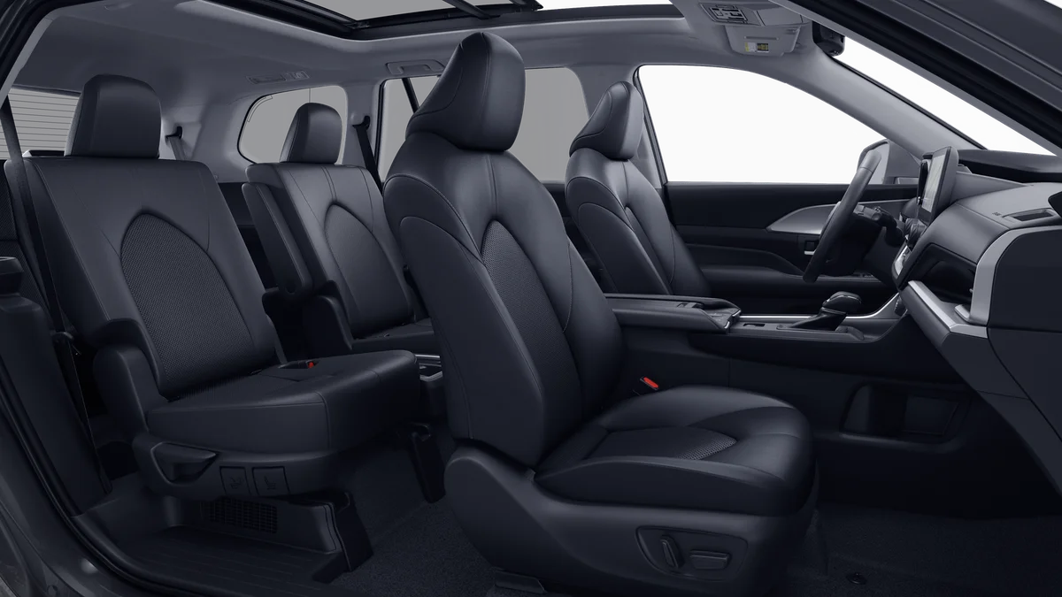 New 2026 Wind Chill Pearl Toyota Hybrid XLE image 20