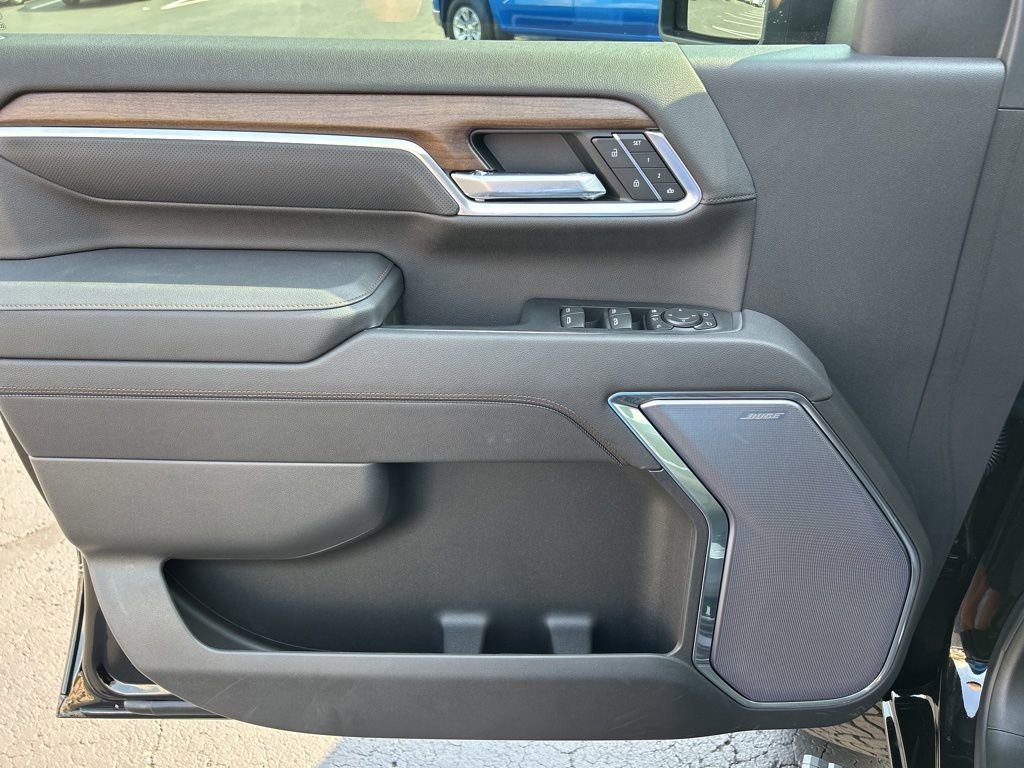 2025 Chevrolet Silverado 2500 HD High Country - Photo 18