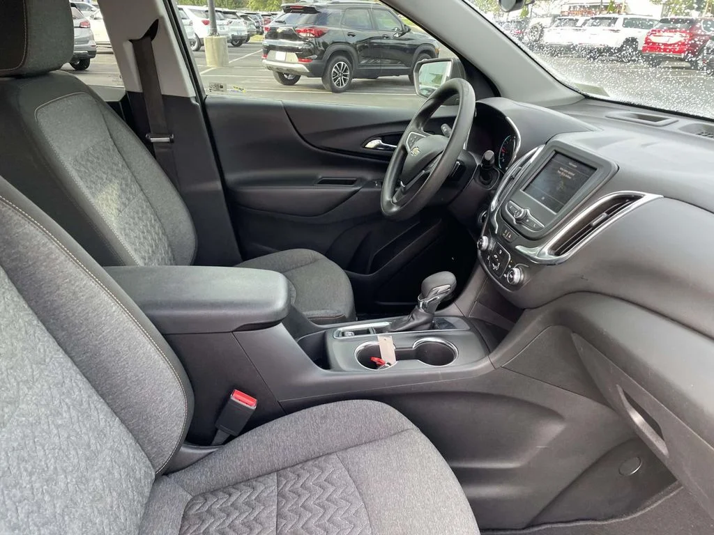 Used 2023 Iron Gray Metallic Chevrolet LT image 9