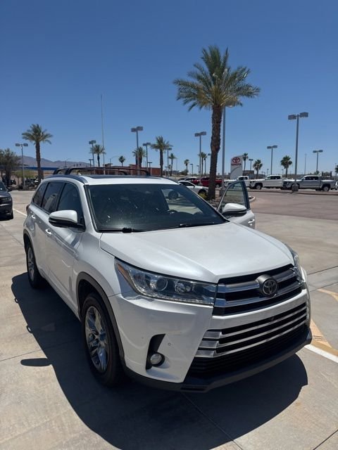 2017 Toyota Highlander Limited Platinum V6's photo
