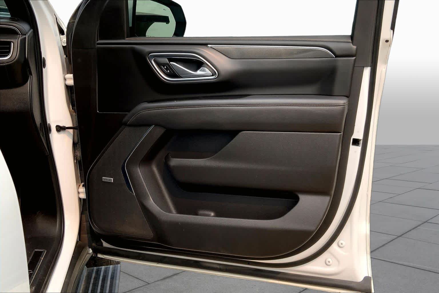 Used 2021 Summit White GMC AT4 image 21