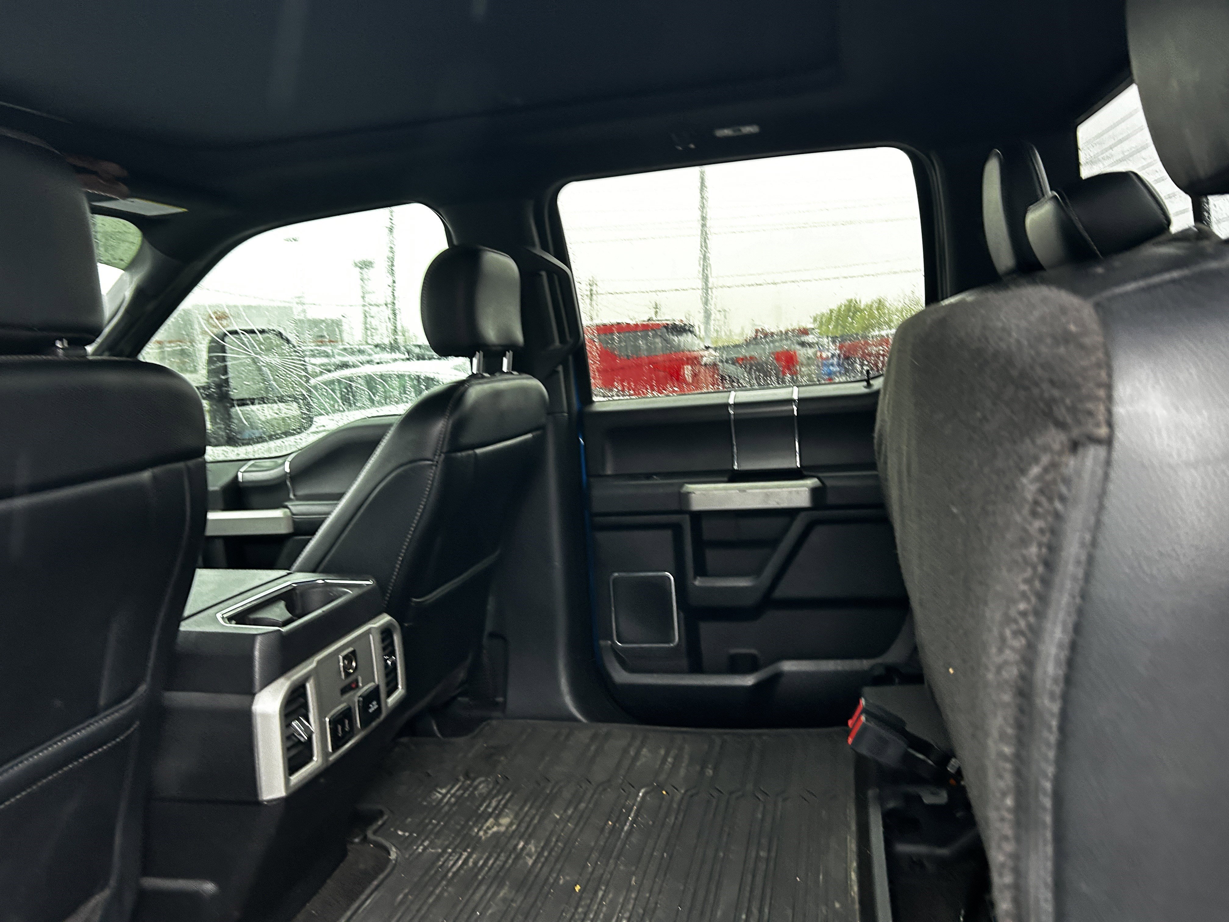 Certified Used 2019 Velocity Blue Metallic Ford LARIAT image 10