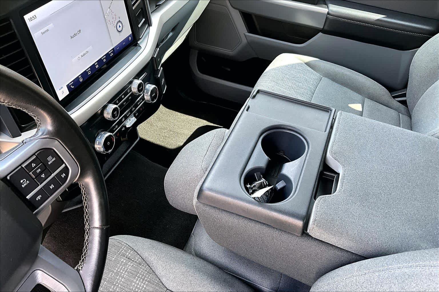 Used 2023 Avalanche Gray Ford XLT image 17