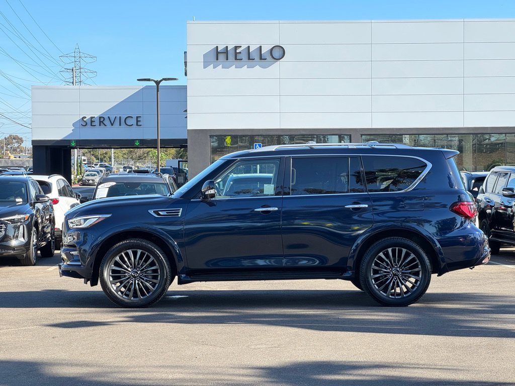 Used 2024 Blue INFINITI Premium Select image 7