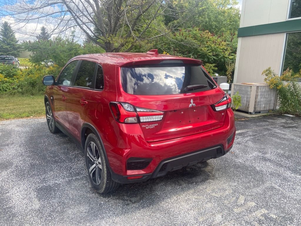 Used 2024 Gray Mitsubishi 2.0 ES image 4