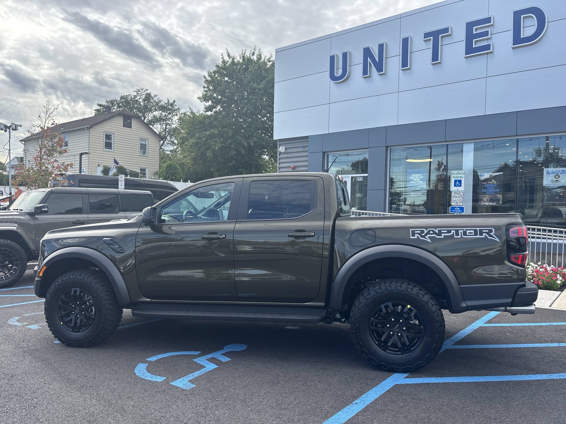 New 2026 Shelter Green Metallic Ford Raptor image 34