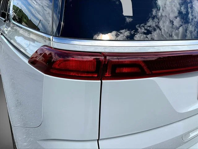 Certified Used 2023 White Kia SX image 31