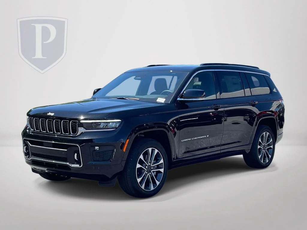 New 2025 Diamond Black Crystal Pearl-Coat Exterior Paint Jeep Overland image 4