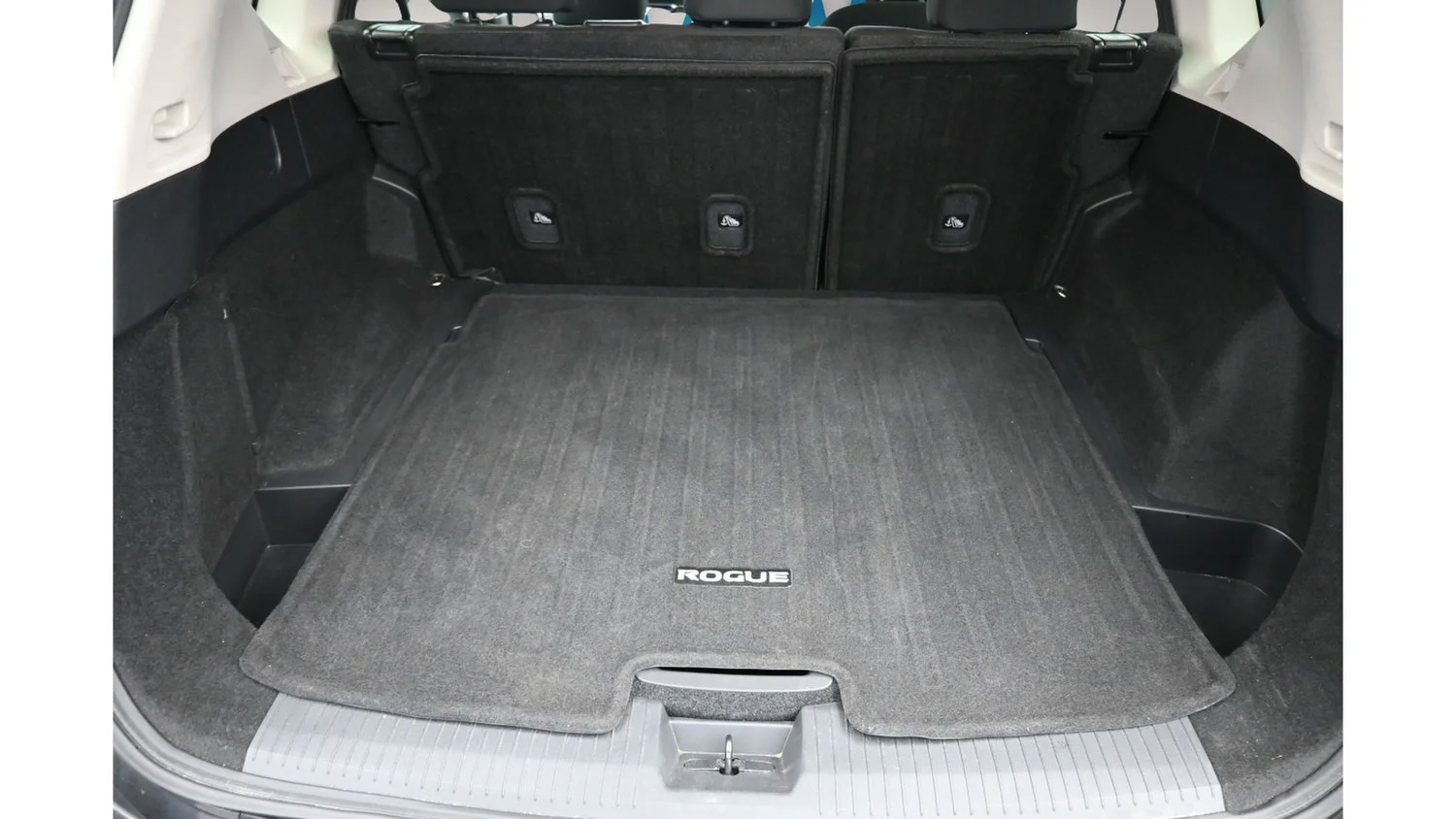 Used 2025 Black Nissan SV image 26