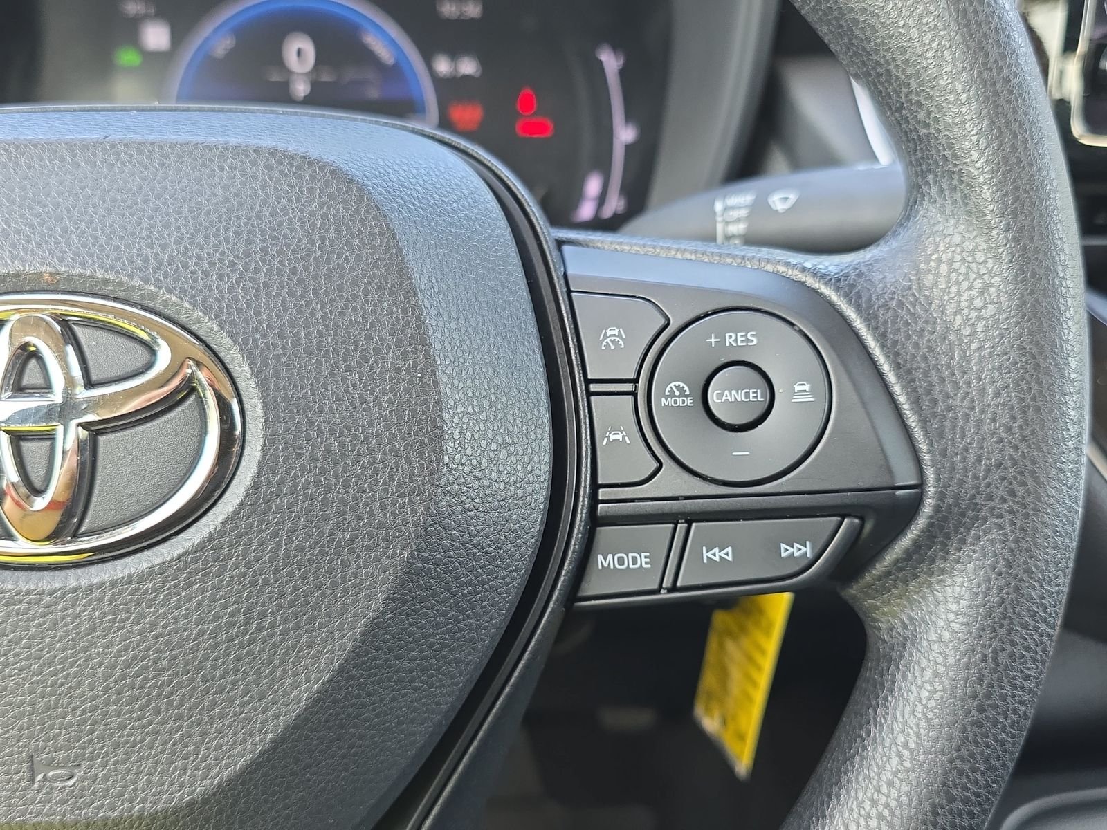 2026 Toyota Corolla LE - Photo 17