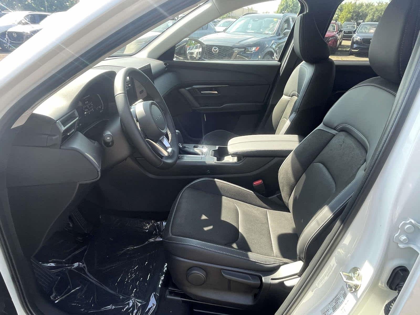 New 2026 Rhodium White Metallic Mazda 2.5 S Select image 17