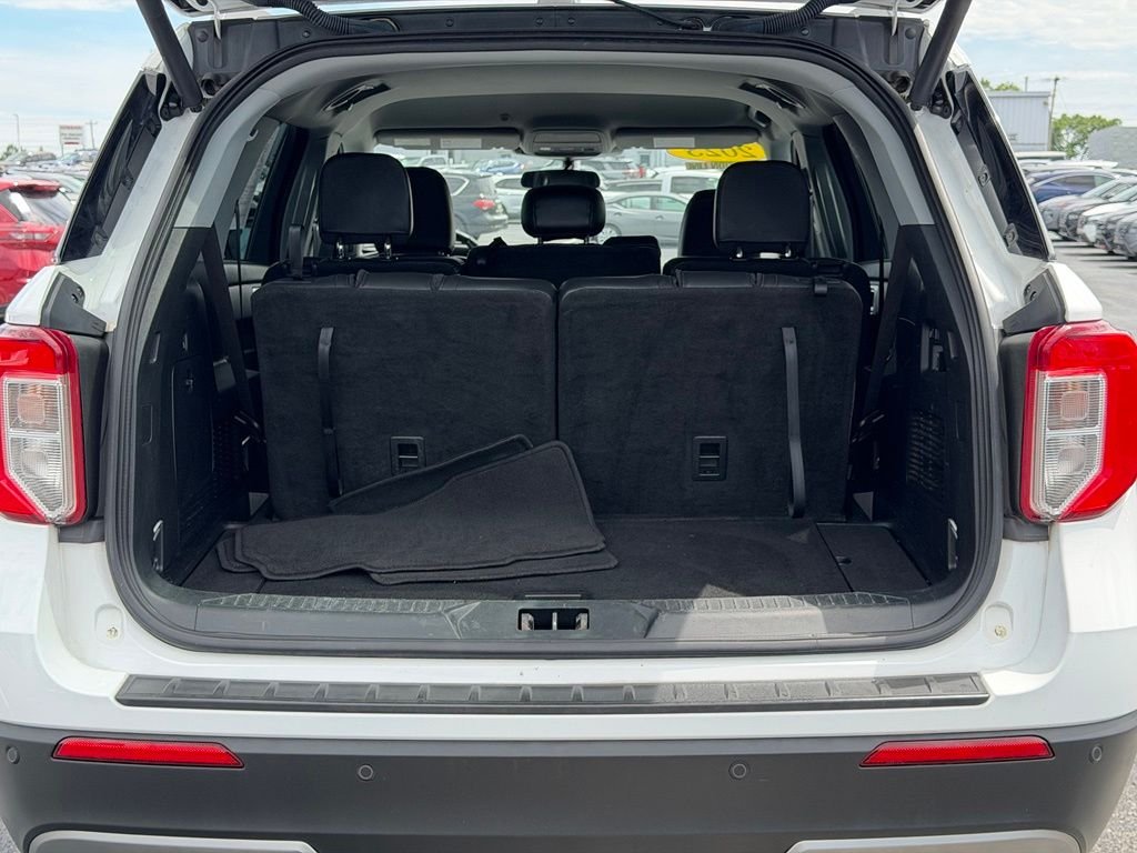 Used 2023 White Ford XLT image 40