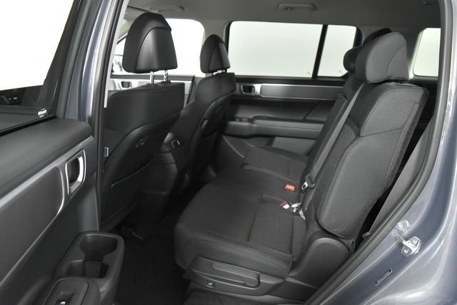 New 2027 Gray Hyundai SE AWD image 28