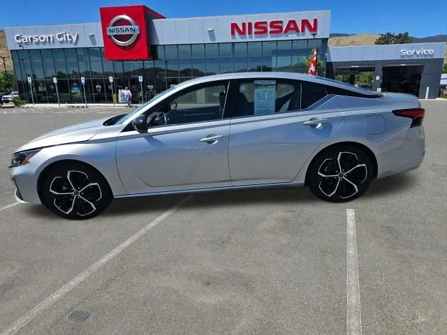 2024 Nissan Altima 2.5 SR's photo