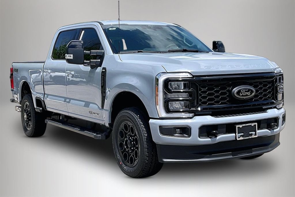 New 2026 Ford Super Duty F-250 Lariat 4D Crew Cab