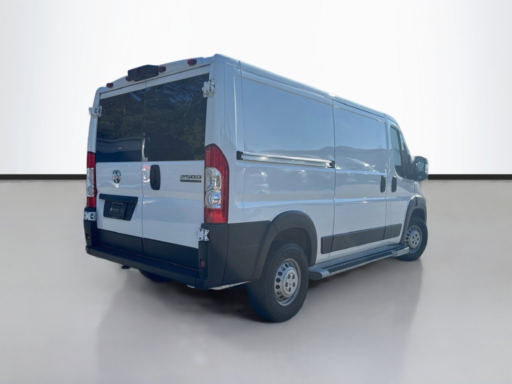Used 2025 White Ram Base image 5
