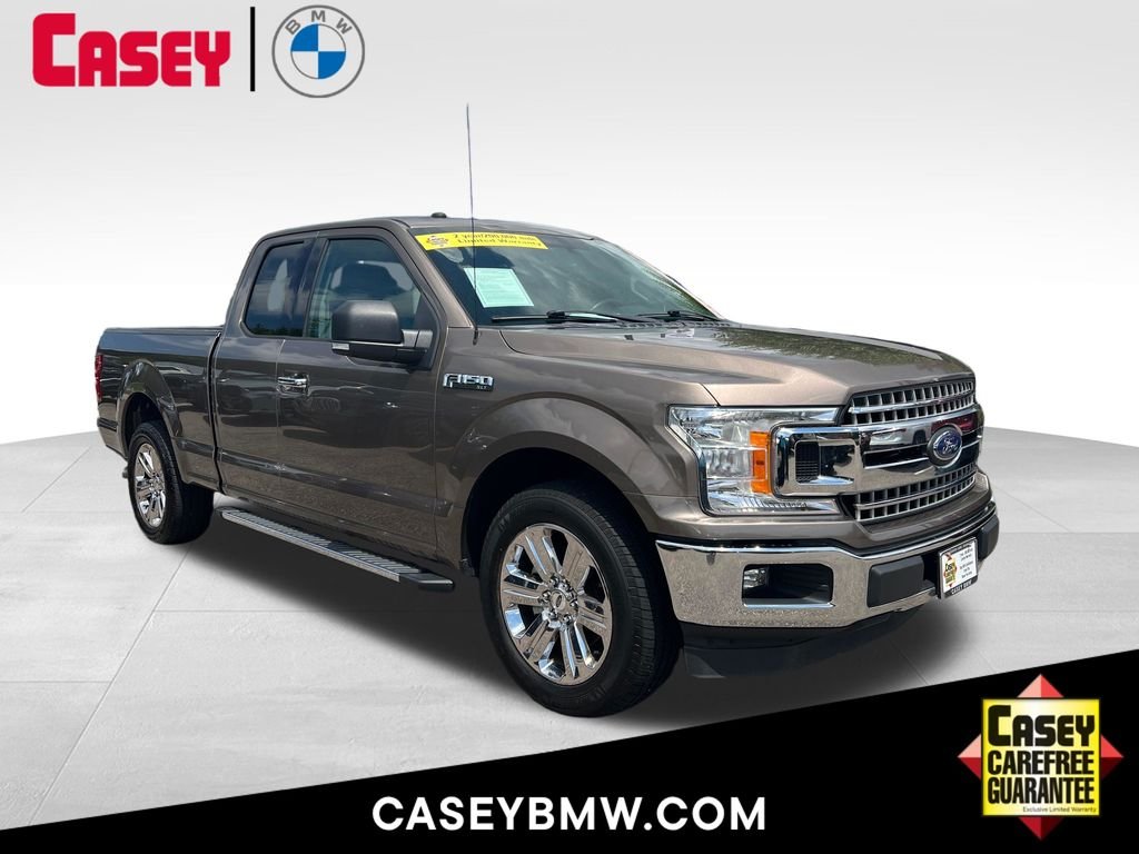 Used 2018 Gray Ford XLT image 1