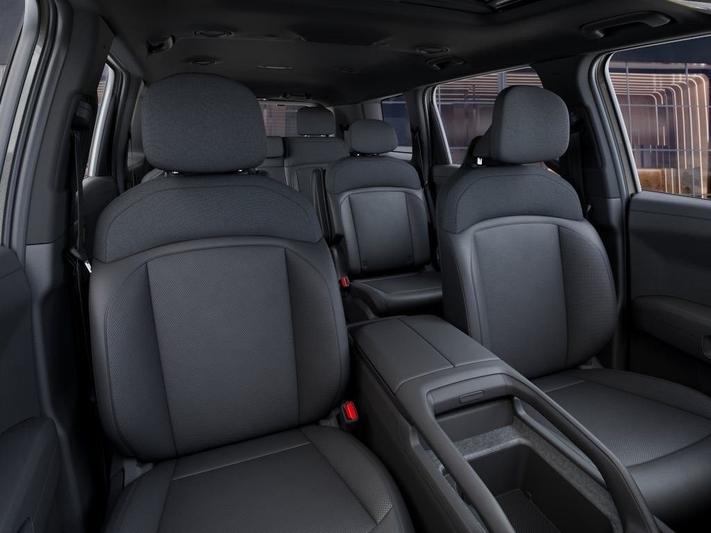 New 2027 Silver Kia S image 15