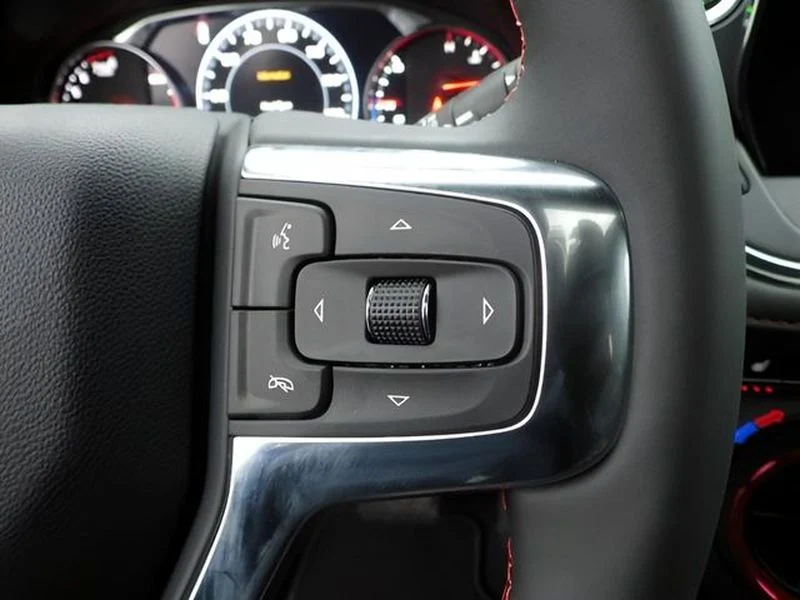 Used 2025 Riptide Blue Metallic Chevrolet RS image 15