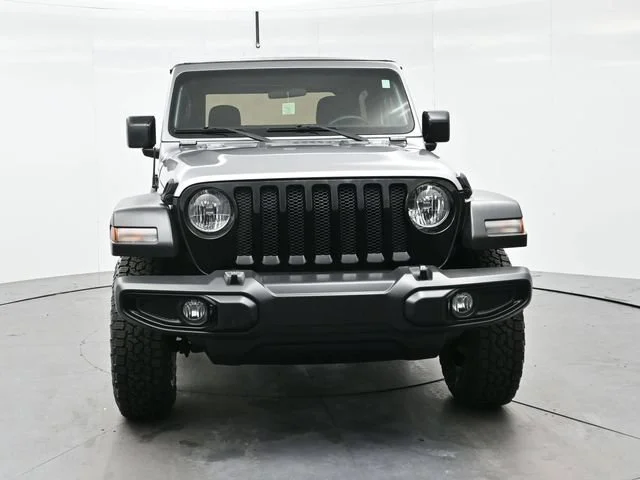 Used 2020 Billet Silver Metallic Clearcoat Jeep Willys Sport image 2