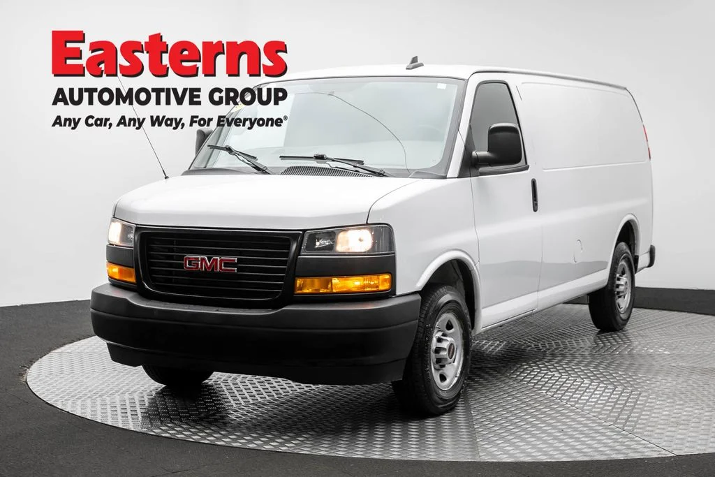 Used 2022 White GMC Work Van image 1