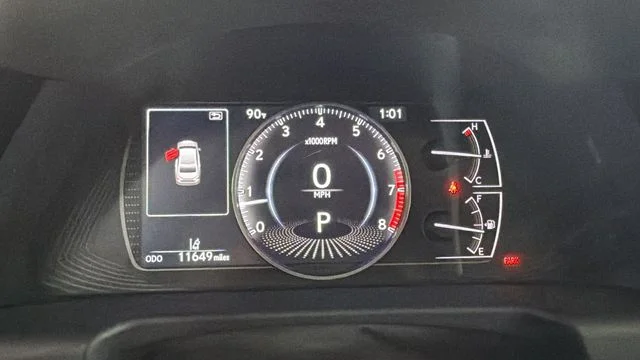 Used 2023 White Lexus 350 Luxury image 29