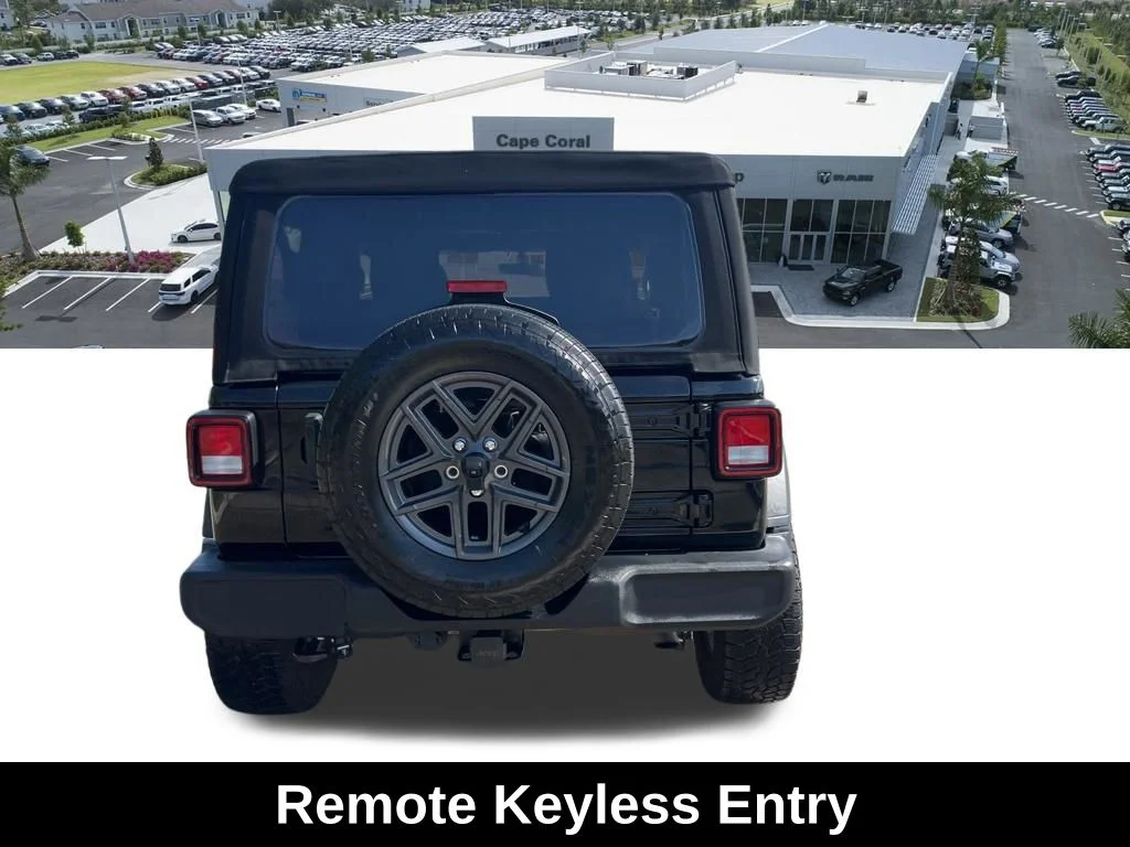Used 2023 Black Jeep Sport S image 20