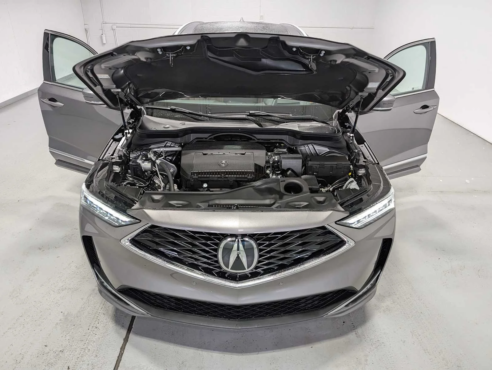 New 2026 Liquid Carbon Metallic Acura w/Advance Package image 11