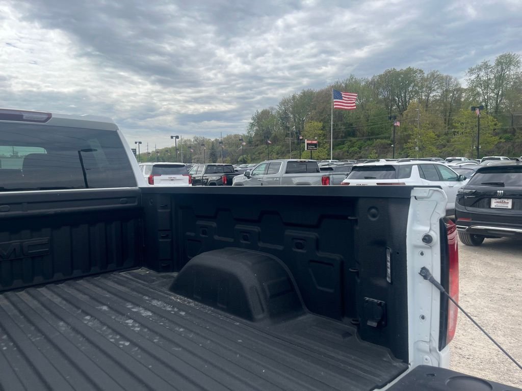 2023 GMC Sierra 1500 SLE - Photo 11
