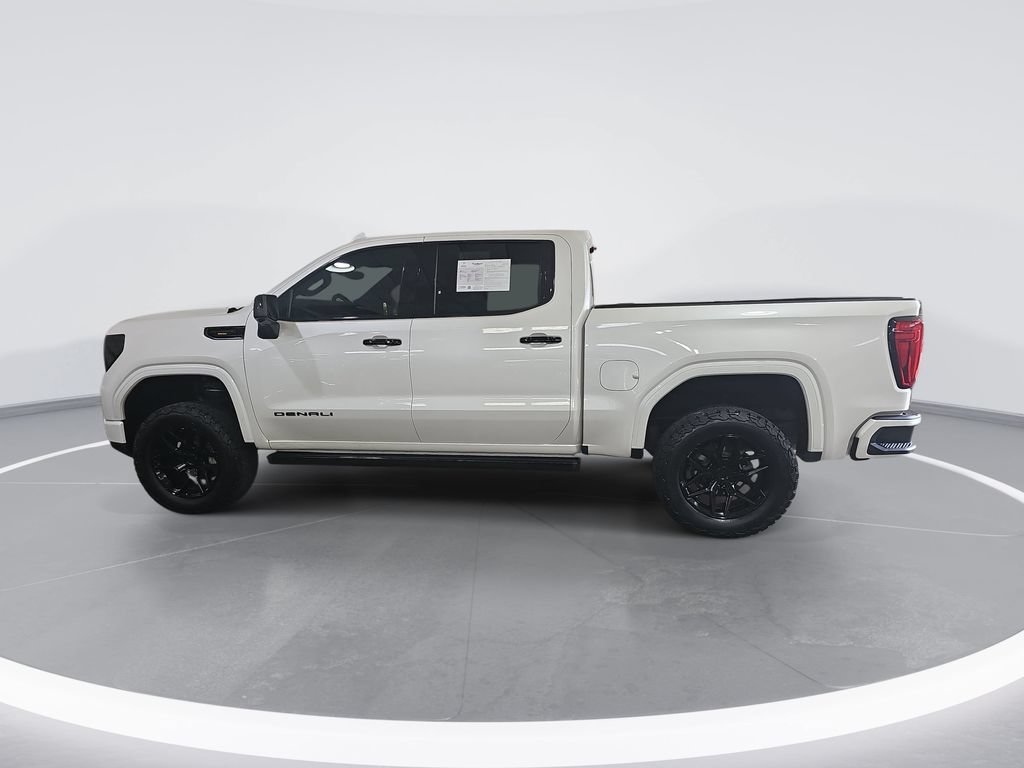 Used 2023 White Frost Tricoat GMC Denali Ultimate image 7