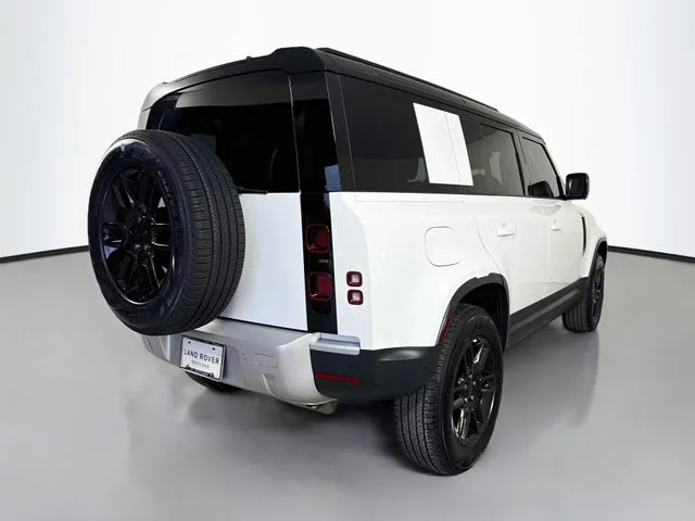 Used 2025 Fuji White Land Rover S image 5
