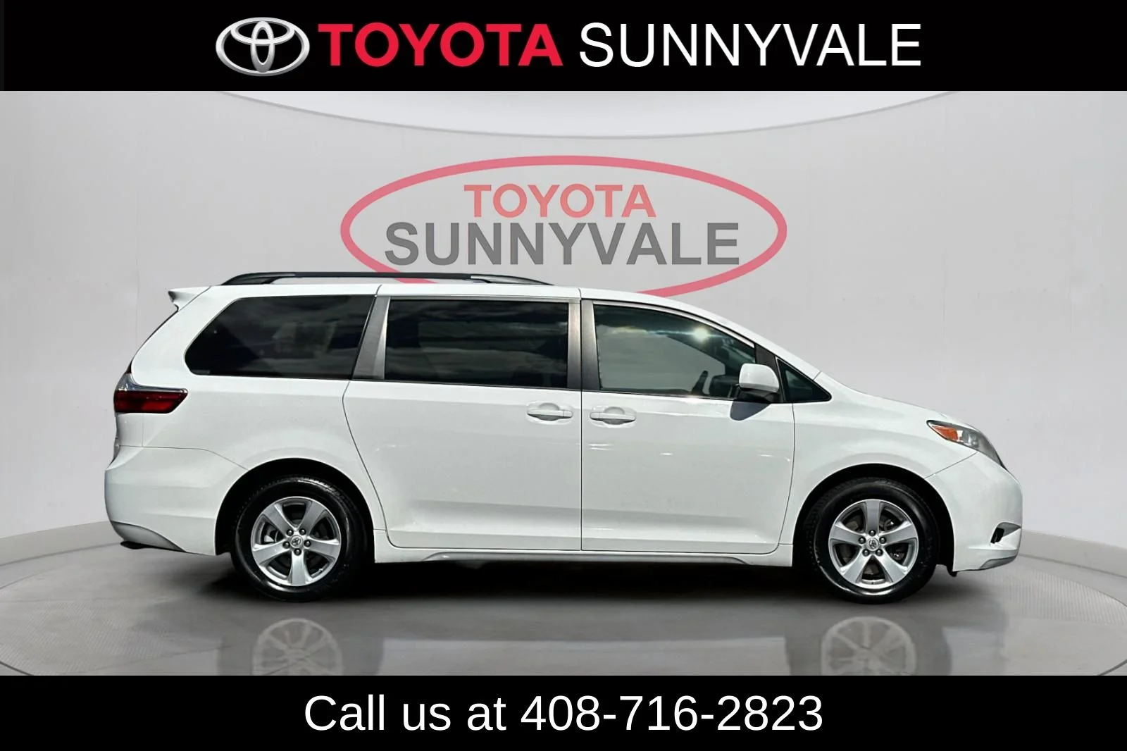 Used 2016 White Toyota LE image 9
