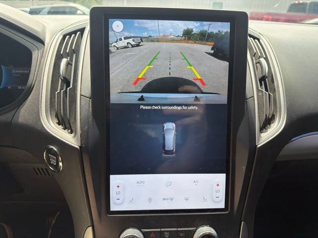 Used 2022 White Ford SEL image 20