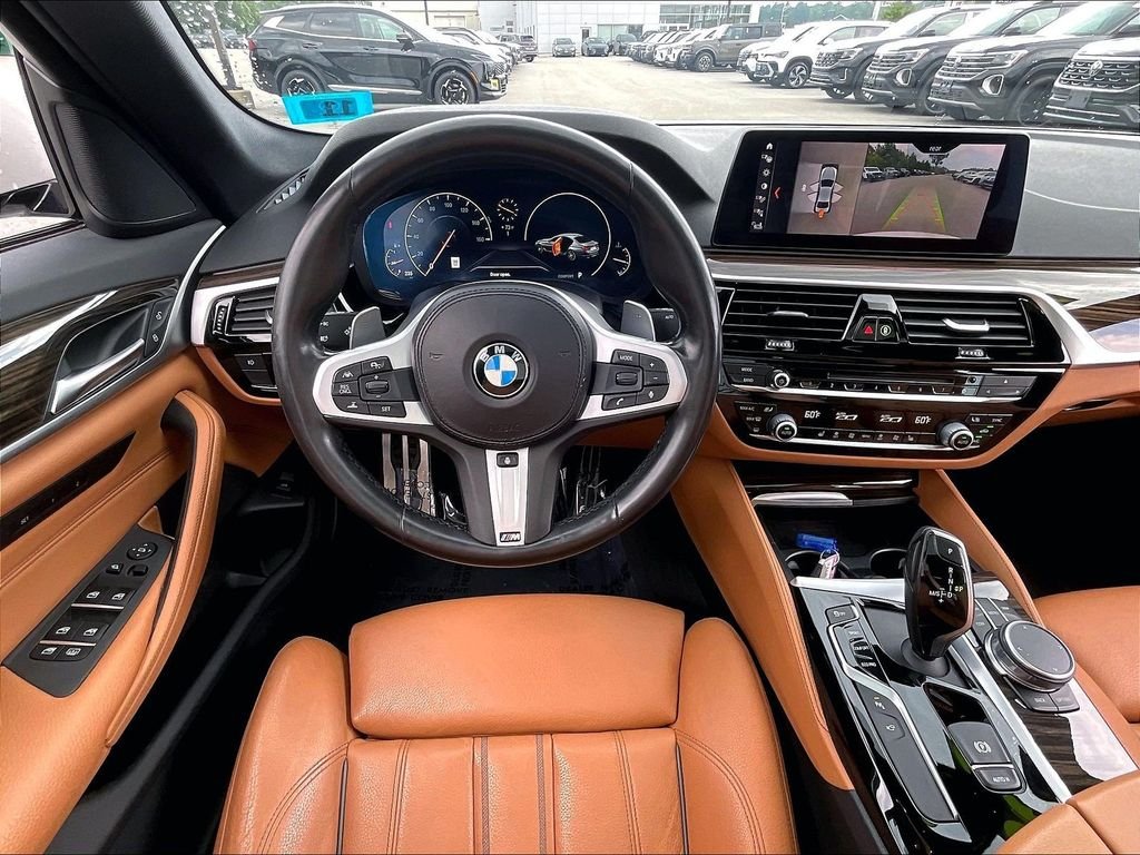 Used 2019 Alpine White BMW 540i xDrive image 16