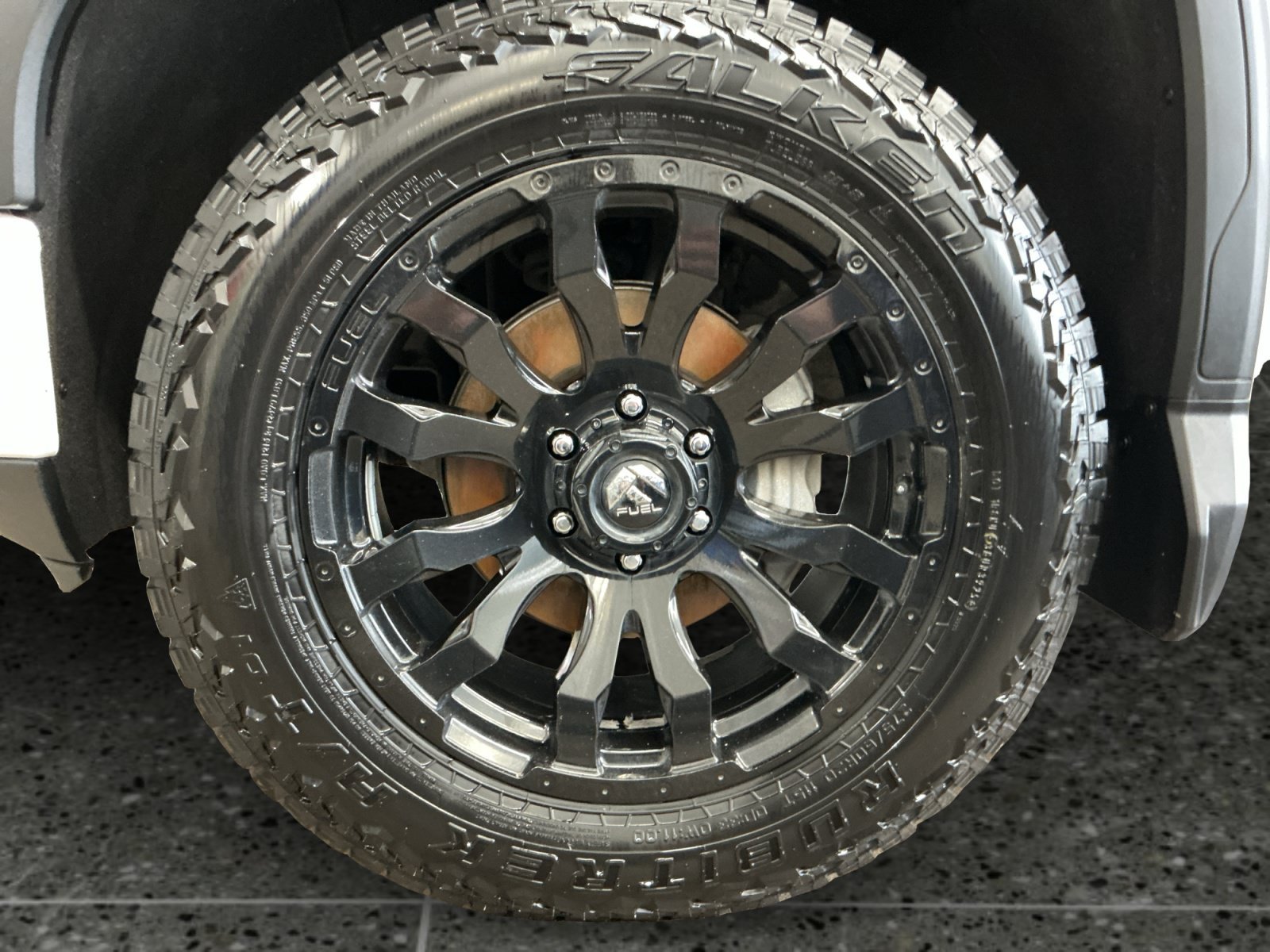 Used 2020 Summit White GMC AT4 image 14