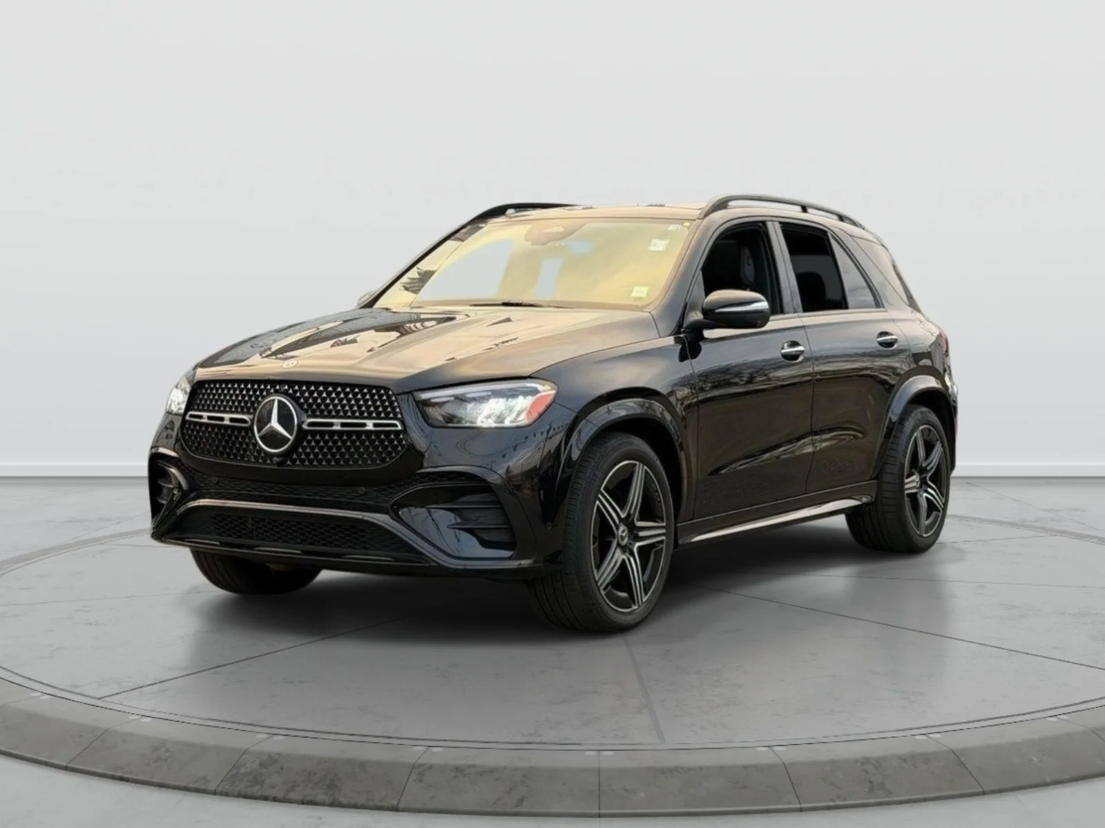 Used 2025 Black Mercedes-Benz GLE 350 image 3