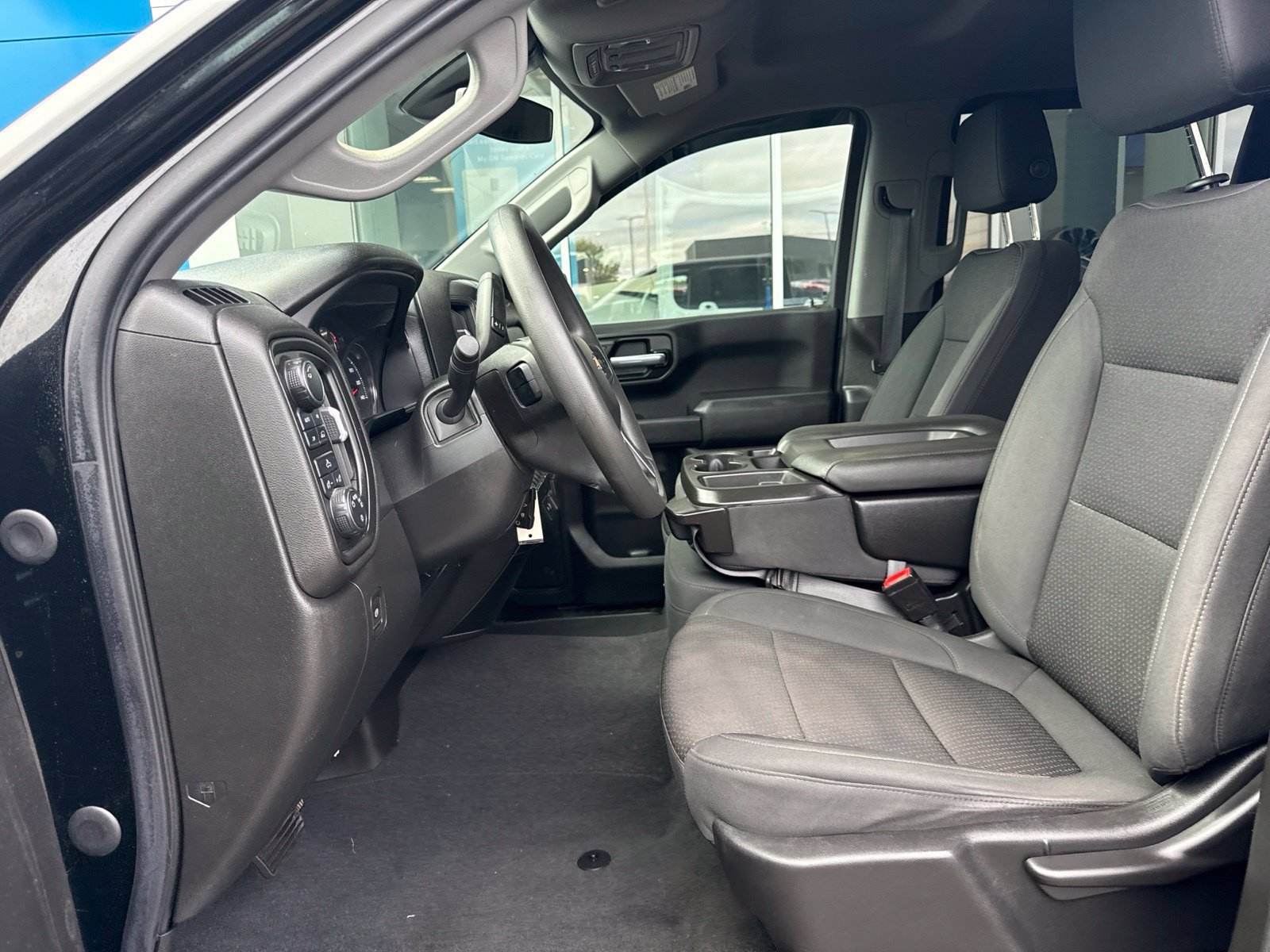 Used 2021 BLACK Chevrolet Custom image 15