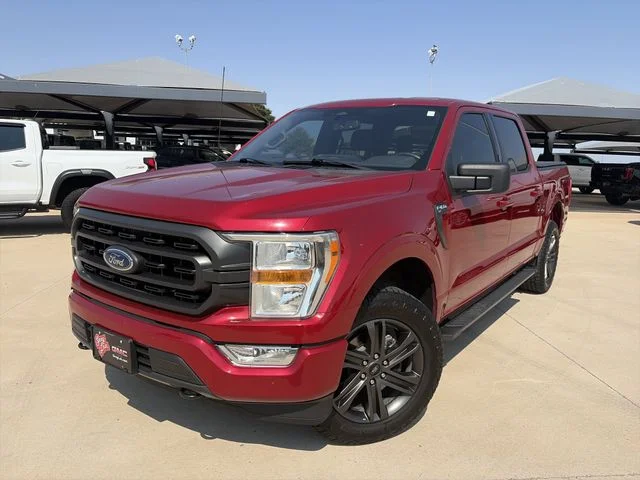 Used 2022 Red Ford XLT image 2