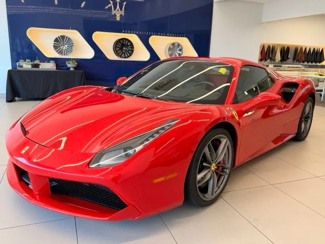 Used 2018 Rosso Corsa Ferrari Base image 3