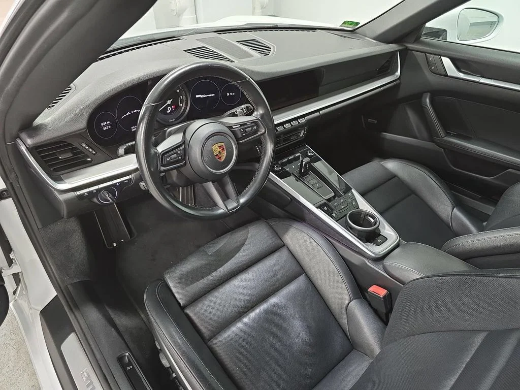 Certified Used 2022  Porsche Carrera image 4