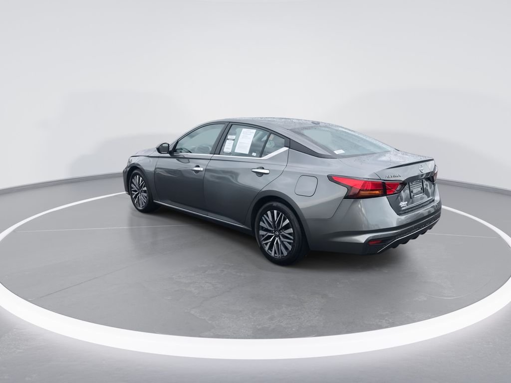 Used 2024 Gray Nissan 2.5 SV image 6