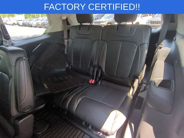 Used 2023 Silver Jeep Limited image 32