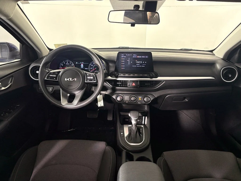 Used 2023 Blue Kia LXS image 35