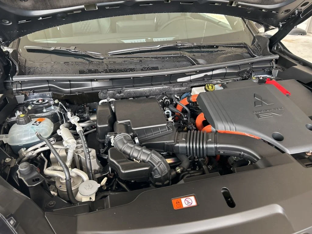 2025 Mitsubishi Outlander Plug-in Hybrid SEL Black Edition - Photo 13