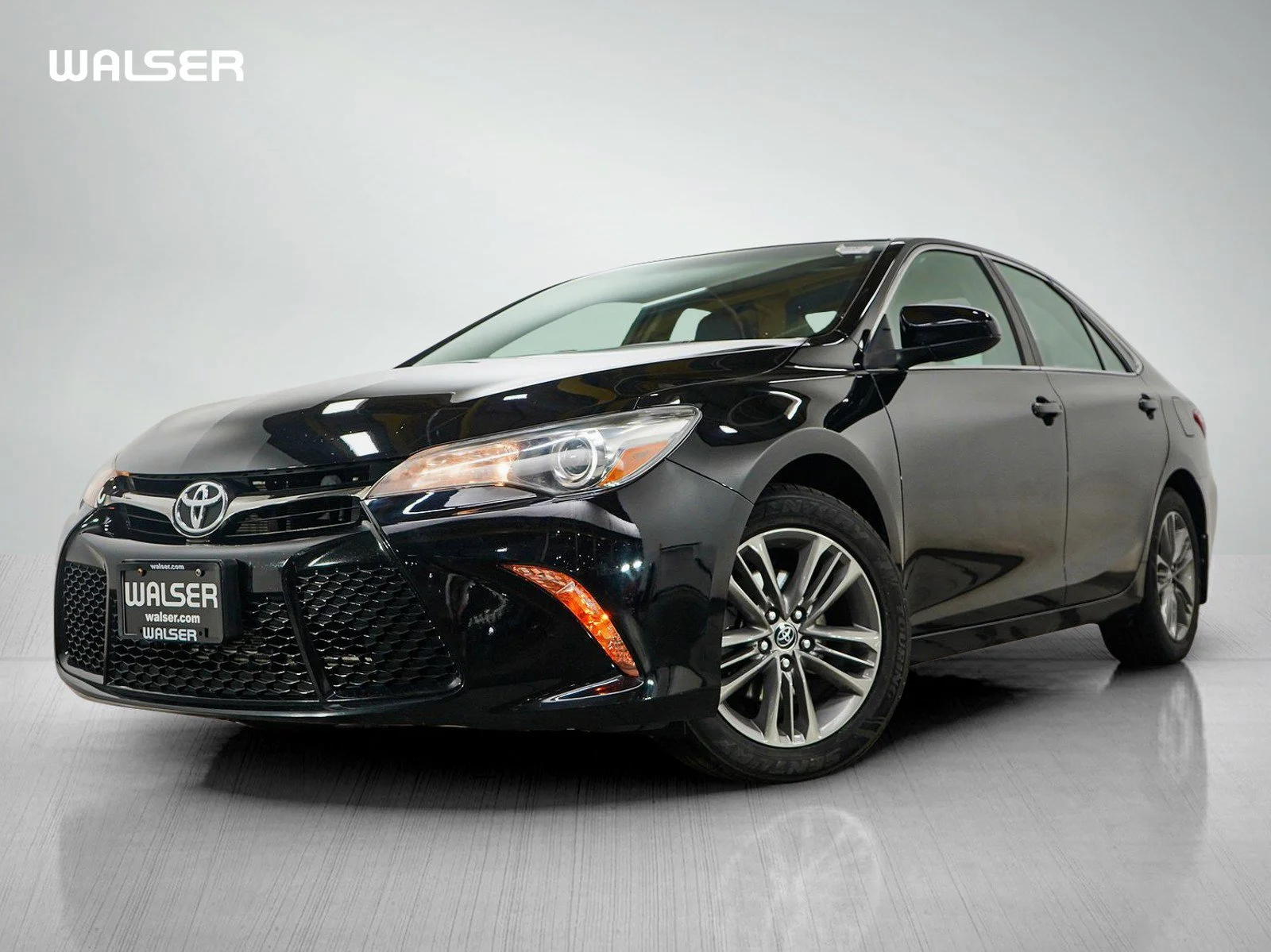 2015 Toyota Camry's photo