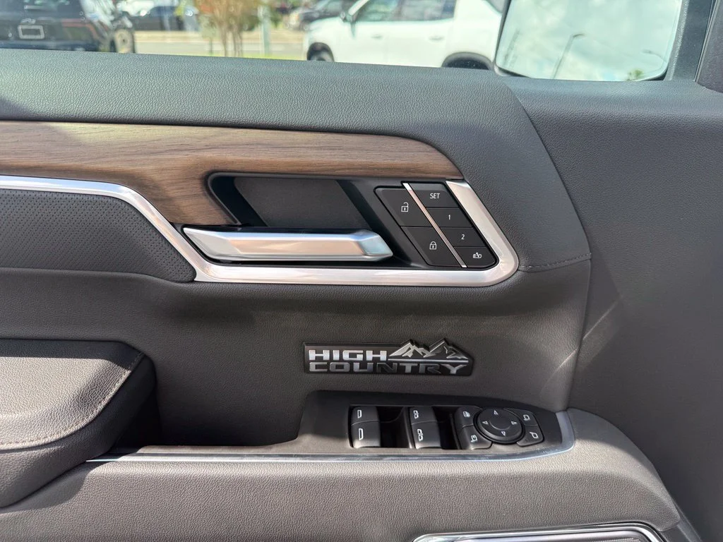 2026 Chevrolet Silverado 1500 High Country - Photo 16